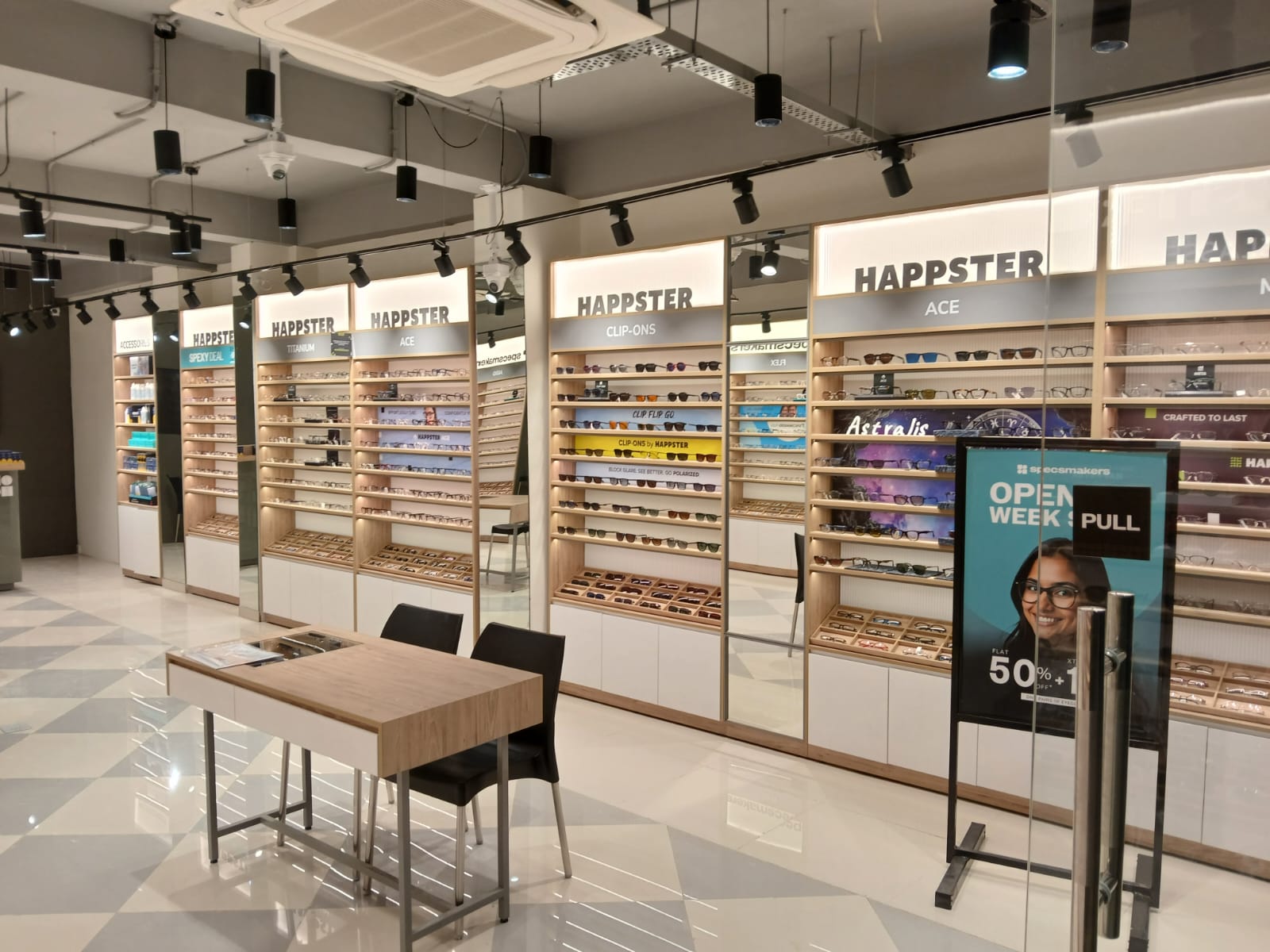 Specsmakers – Optician, Hyderabad